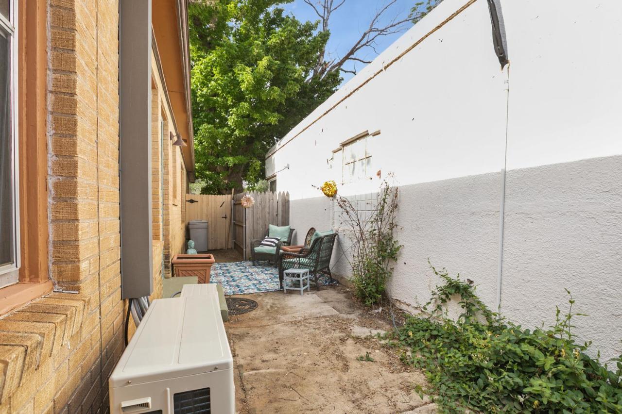 Luxury Oasis- 1 Bedroom Romantic Getaways Lubbock Exterior foto