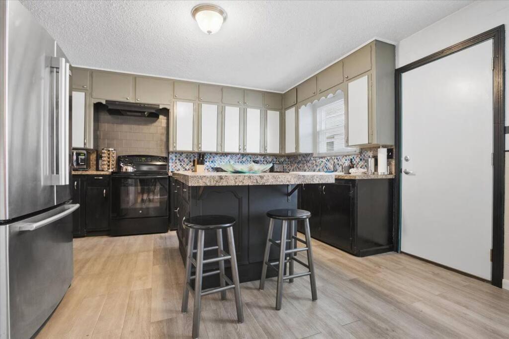 Luxury Oasis- 1 Bedroom Romantic Getaways Lubbock Exterior foto